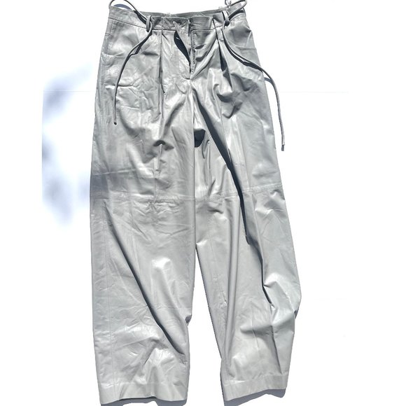 New Authentic CHANEL 2014 Light Gray Leather Wide Leg Pants 42 8 - Picture 1 of 12